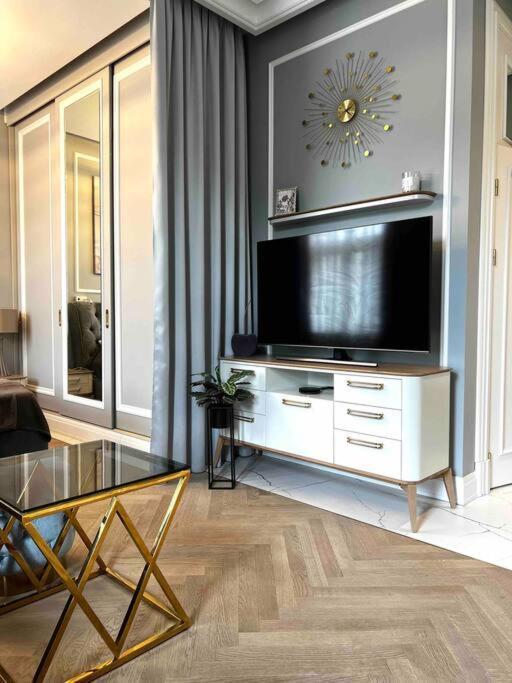 Studio Apartment In The Center Of Riga Bagian luar foto